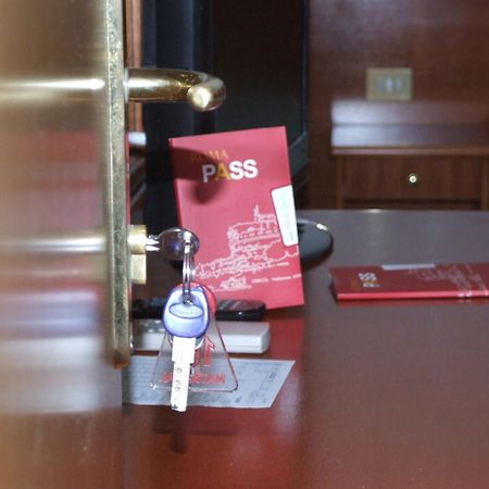 Nazional Rooms Roma Dış mekan fotoğraf